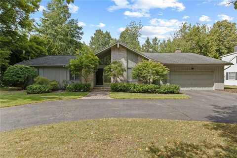 5 Greentree, Pittsford, NY 14534
