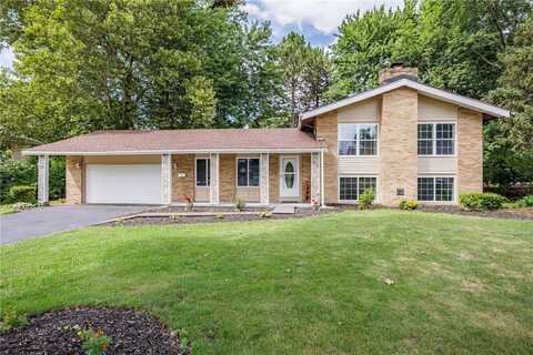 58 Eileen Circle, Greece, NY 14616