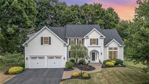10 Loch Loyal Court, Penfield, NY 14526