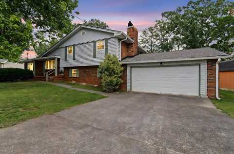 52 S Glade Road, Fort Oglethorpe, GA 30742