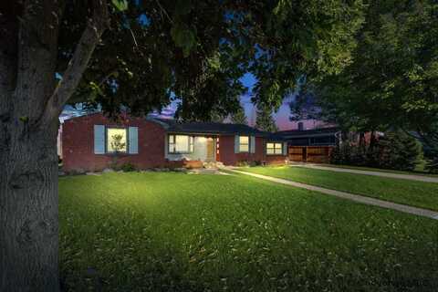 3923 MCCOMB AVE, Cheyenne, WY 82001