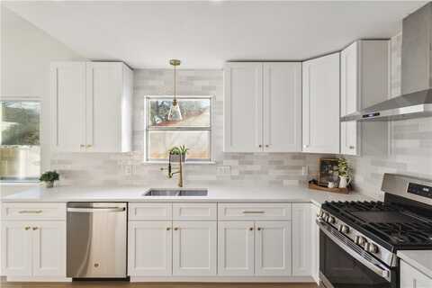 3012 Monument Drive, Round Rock, TX 78681