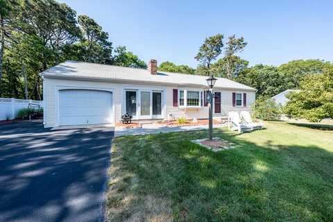 8 Winding Brook Road, South Yarmouth, MA 02664