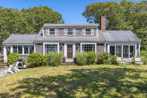 39 Harbor Road, Harwich Port, MA 02646