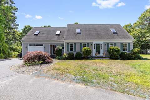 39 Rolling Acres Lane, East Falmouth, MA 02536