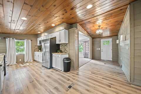 292 S Oregon Street, Johnstown, OH 43031