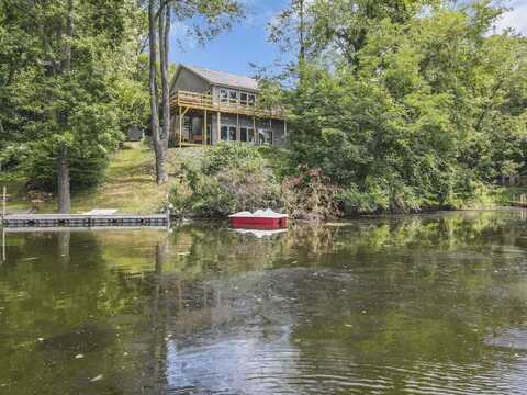 3073 Meadowbrook Drive NE, Lancaster, OH 43130