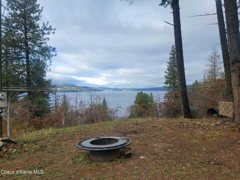 37244 s hwy 97, Harrison, ID 83833