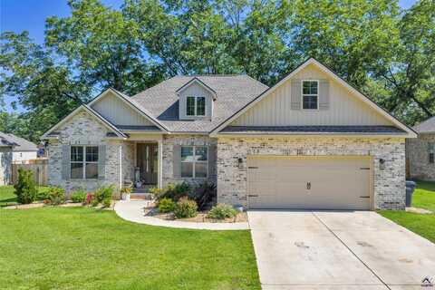 108 Champagne Drive, Perry, GA 31069