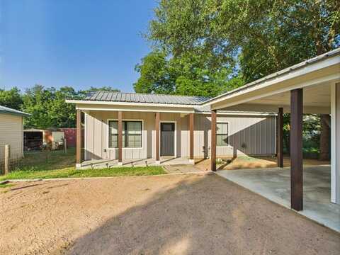 113 Creek St, Fredericksburg, TX 78624