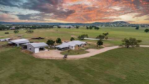 5686 Ranch Rd 1631, Fredericksburg, TX 78624