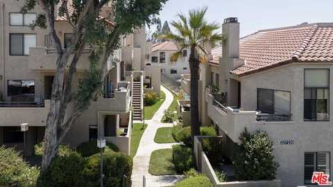 221 McAfee Ct, Thousand Oaks, CA 91360