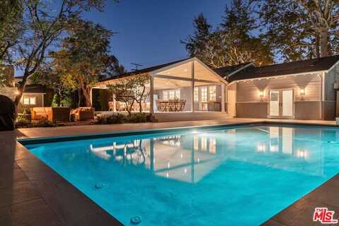5705 Sunnyslope Ave, Valley Glen, CA 91401