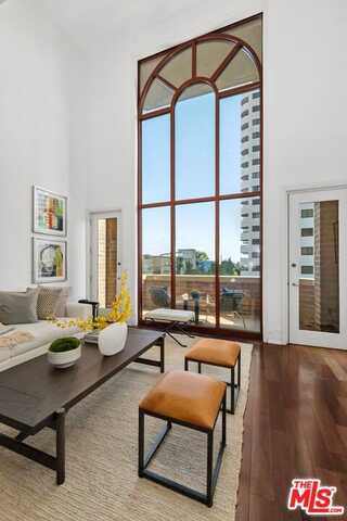 10550 Wilshire Blvd, Los Angeles, CA 90024