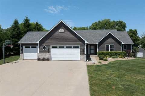 1206 Winchester Circle NE, Swisher, IA 52338