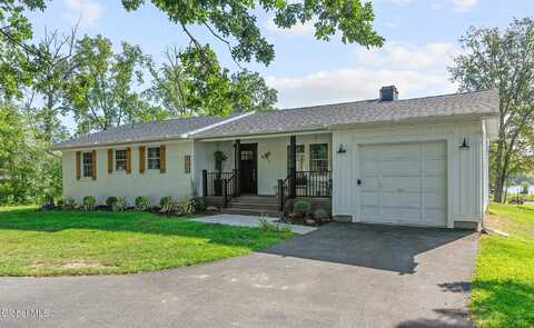 721 Hudson River Road, Mechanicville, NY 12118
