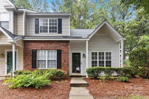 10154 Forest Landing Drive, Charlotte, NC 28213