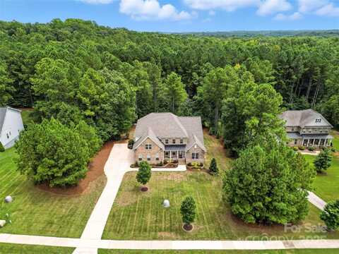 13800 Pavilion Estates Drive, Huntersville, NC 28078