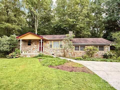 193 Domeno Drive, Swannanoa, NC 28778