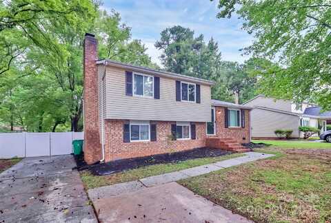 6230 Holly Knoll Drive, Charlotte, NC 28227