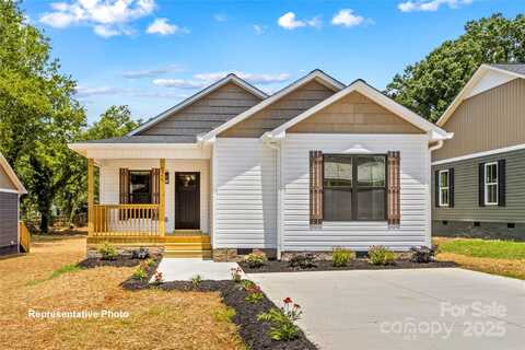 620 W Bell Street, Statesville, NC 28677