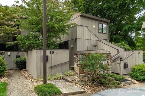18 Lakemoor Lane, Hendersonville, NC 28739