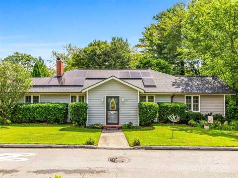 1614 Ridgewood Boulevard, Hendersonville, NC 28791