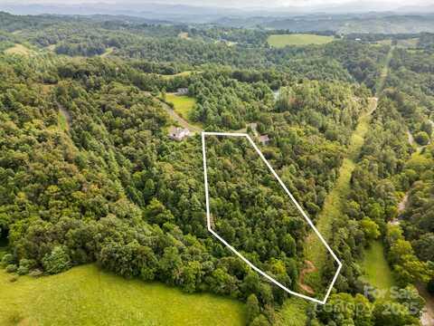 Crist View Drive unit: 10, Marshall, NC 28753