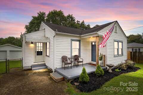 112 Abernathy Street, Mount Holly, NC 28120