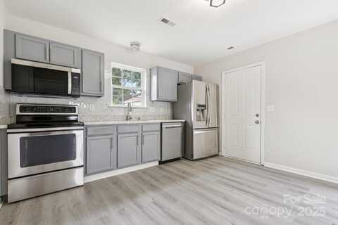 609 Billingsley Road, Charlotte, NC 28211