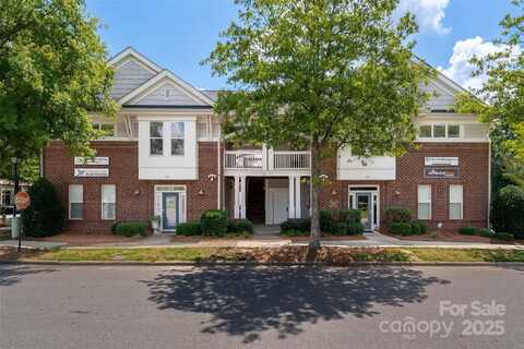 709 Peninsula Drive, Davidson, NC 28036