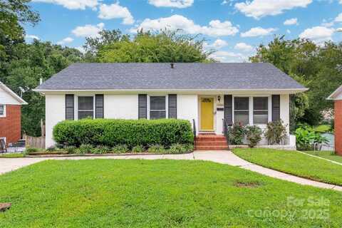 6801 Starcrest Drive, Charlotte, NC 28210