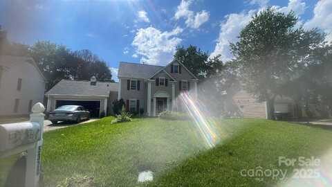 5320 Bellflower Lane, Charlotte, NC 28227