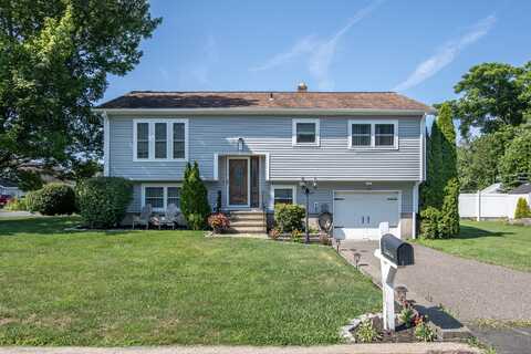 2 Goldfinch Lane, Naugatuck, CT 06770