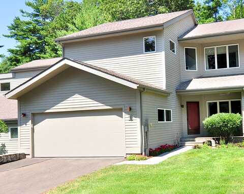11 Templeton Court, Avon, CT 06001