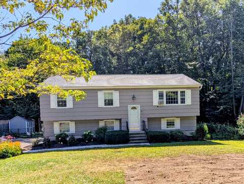 20 Capitola Road, Danbury, CT 06811