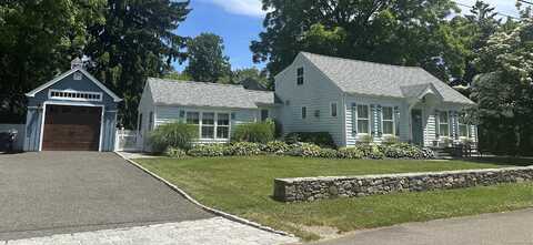 30 Lawson Drive, Madison, CT 06443