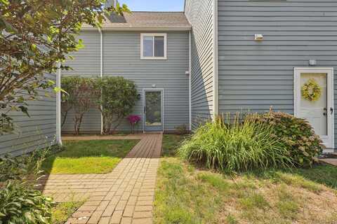 2 Farmington Meadow Drive, Farmington, CT 06032
