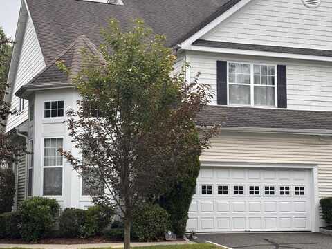 30 Faith Lane, Danbury, CT 06810