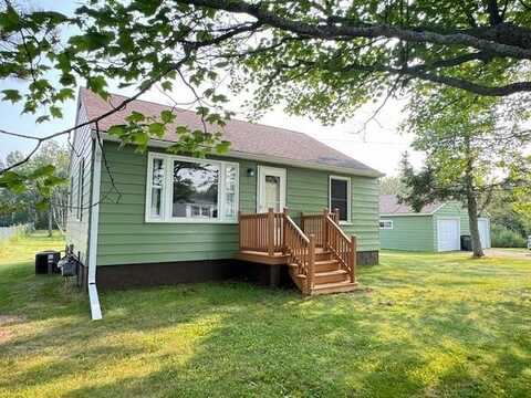 8218 Vinland St, Duluth, MN 55810
