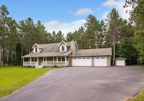 1310 Badger Dr, Cloquet, MN 55720