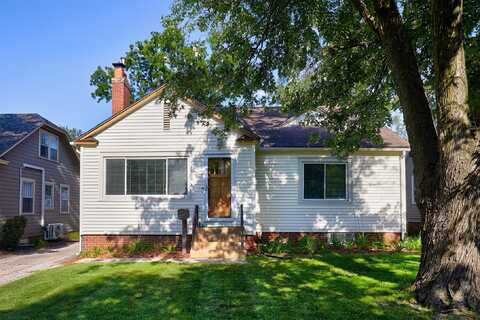 1431 44th Street, Des Moines, IA 50311