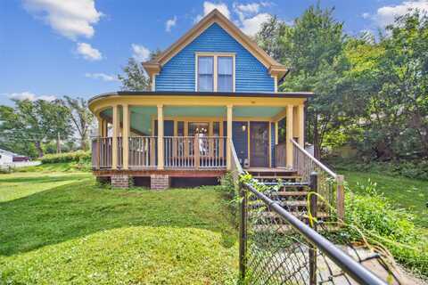 108 S Walnut Street, Colfax, IA 50054