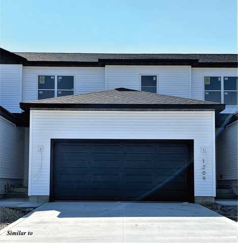 1342 E 28th Street, Norwalk, IA 50211