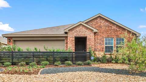 905 Keystone Ct, Ferris, TX 75125