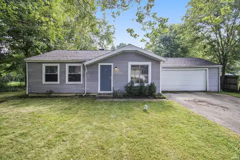 52244 Lily Road, South Bend, IN 46637