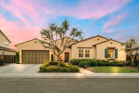 1003 Highland Road, Madera, CA 93636