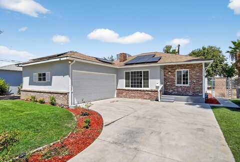 1528 Floral Avenue, Selma, CA 93662