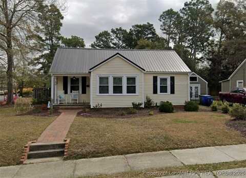 818 Greenland Drive, Fayetteville, NC 28305