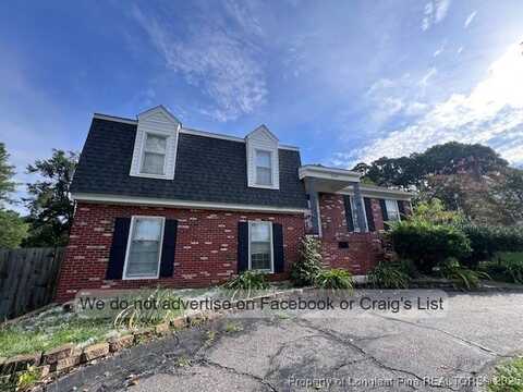 5449 Thompson Circle, Hope Mills, NC 28348